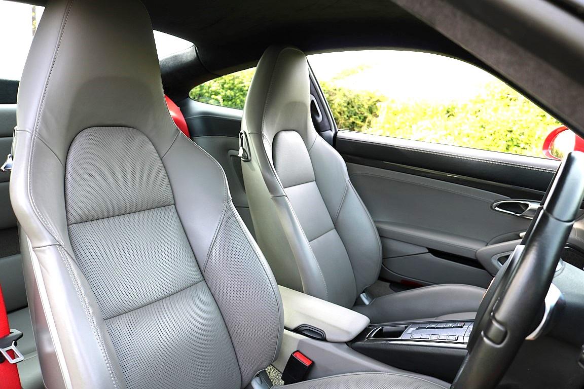 Porsche 911 3.8 991 Carrera 4S Coupe 2dr Petrol PDK 4WD Euro 5 (s/s) (400 ps)